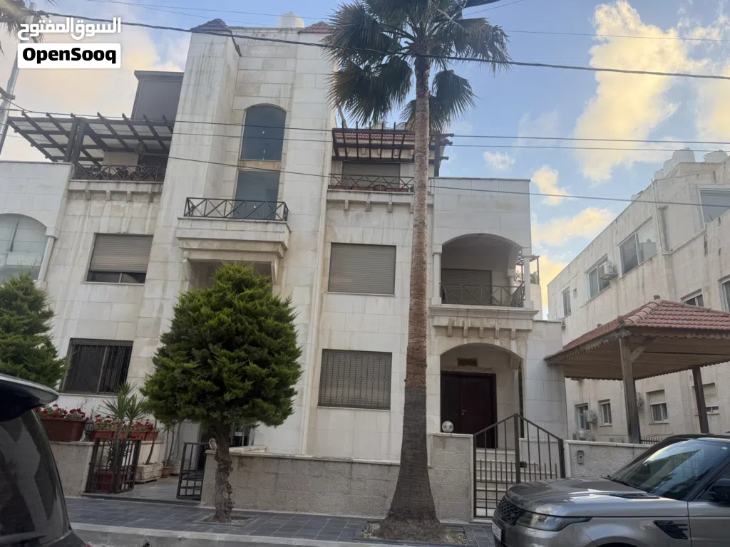 شقه لإيجار في عبدون قرب السفاره البريطانية