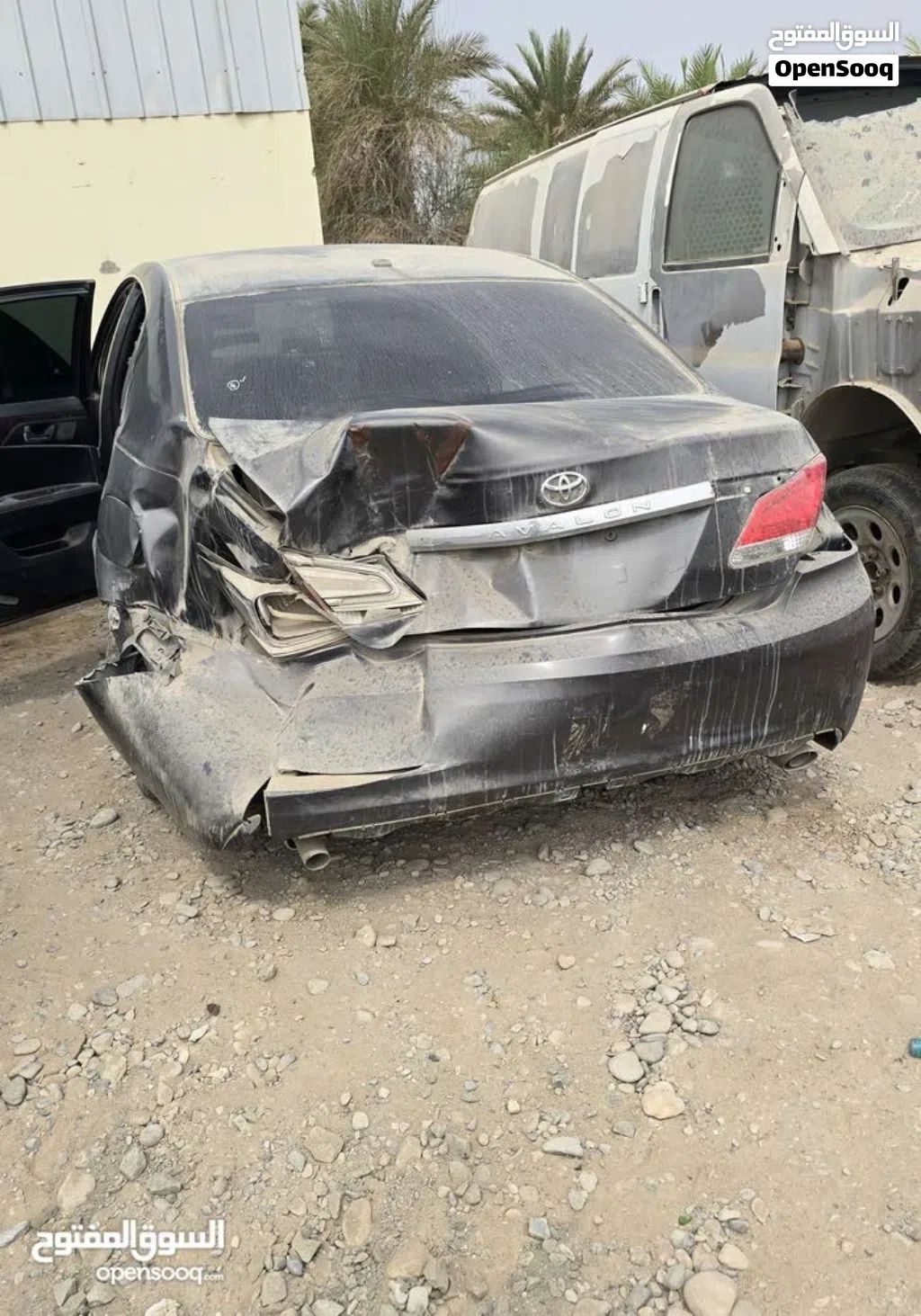 قطع غيار سكراب افلون تويوتا افالون موديل 2010 في صناعية بركاء