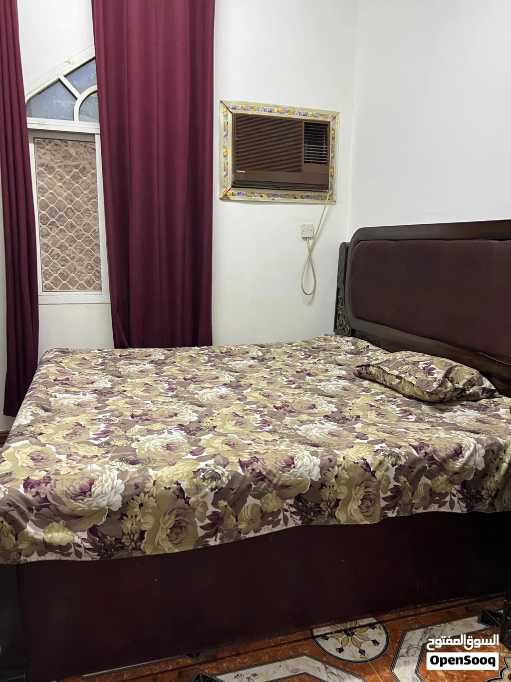 Twin Bed with mattress