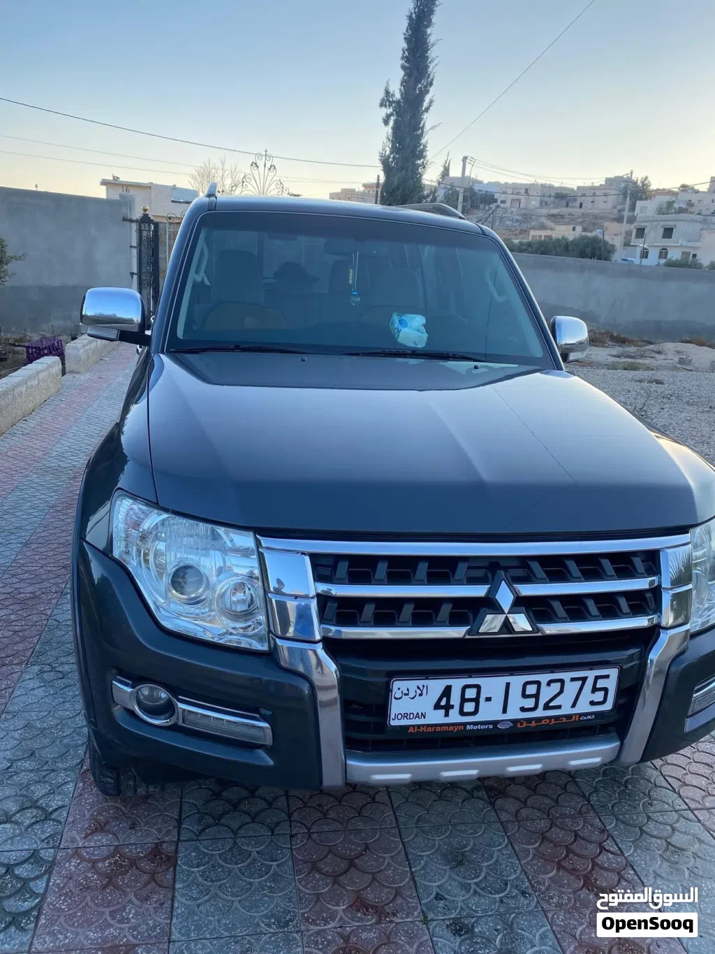 Mitsubishi Pajero Plus
