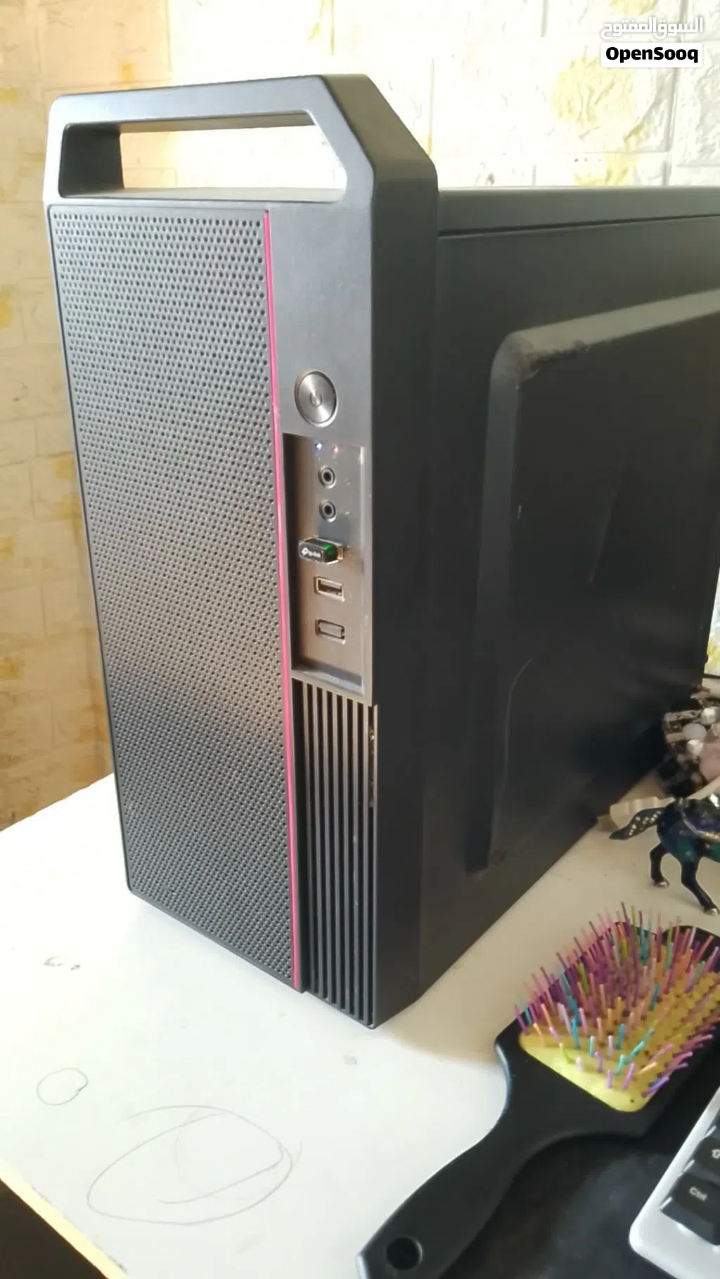 جهاز كمبيوتر الجيل الرابع مواصفات ممتازه كثير وسريع العاب