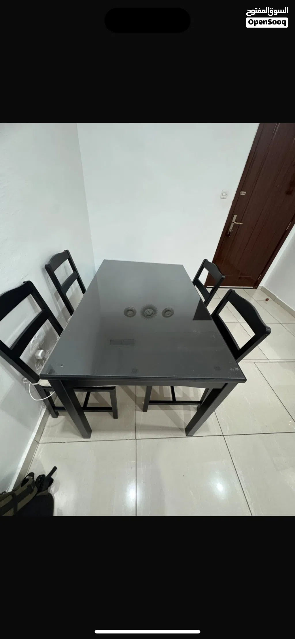 طاولة طعام من ايكيا