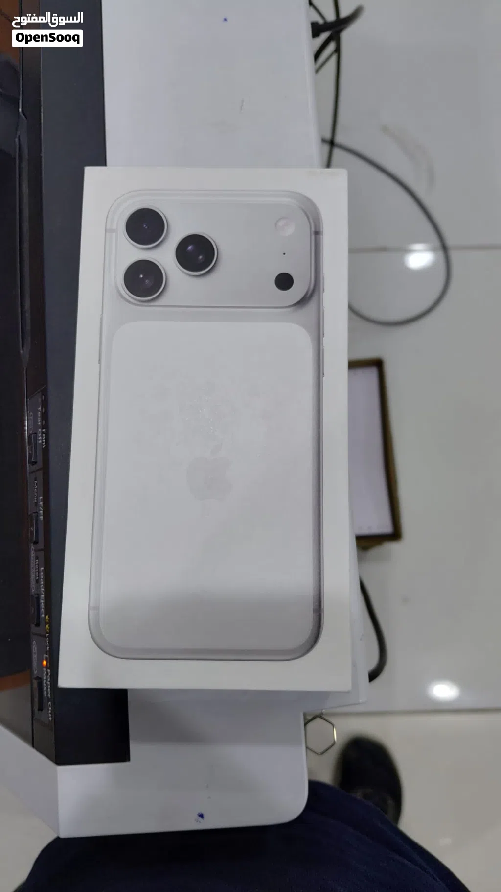 iphone 17 pro max silver