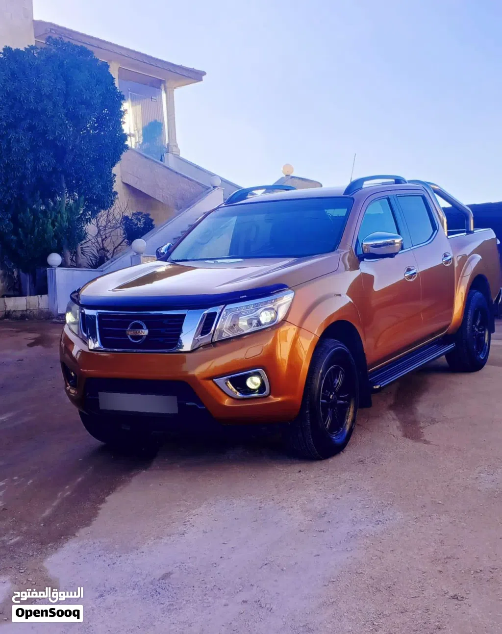 نيسان نافارا ST-X