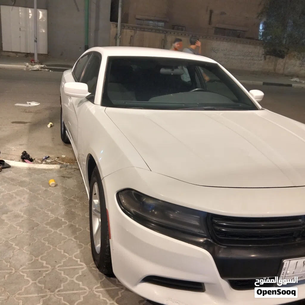 Dodge Charger SXT