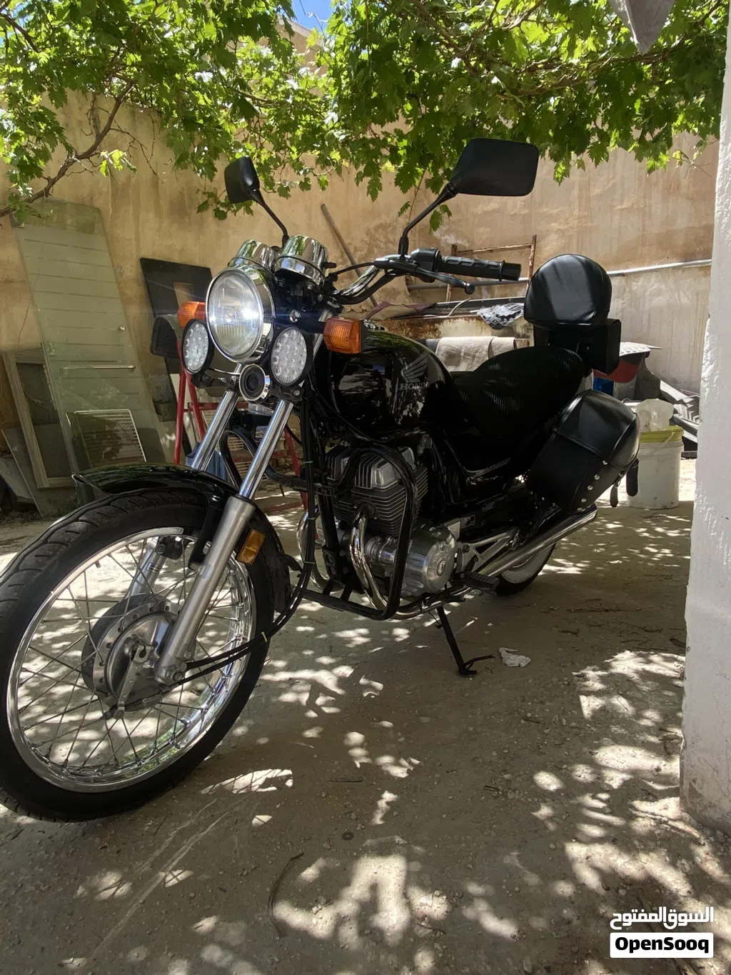 هوندا CB300F