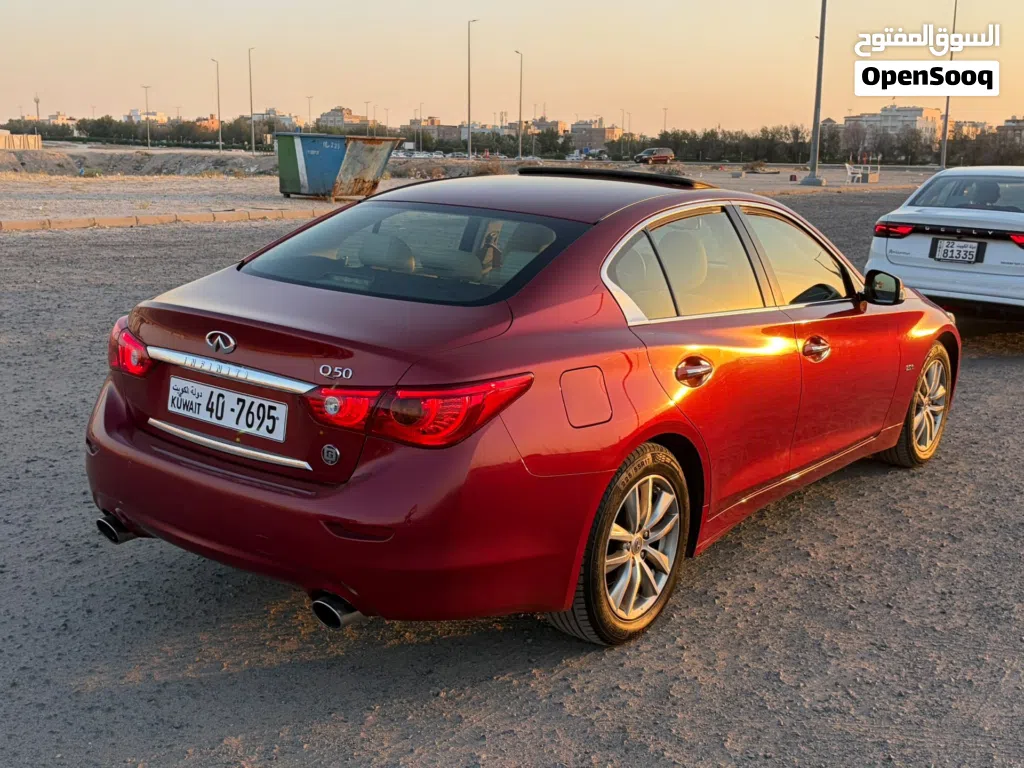 Infiniti Q50 Luxe