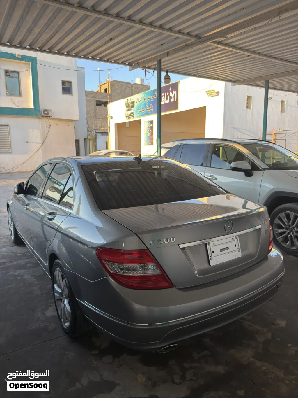 مرسيدس بنز الفئة-C C 300