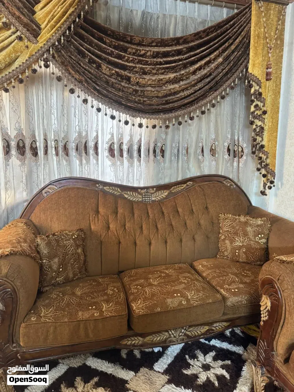 أثاث طقم كنب