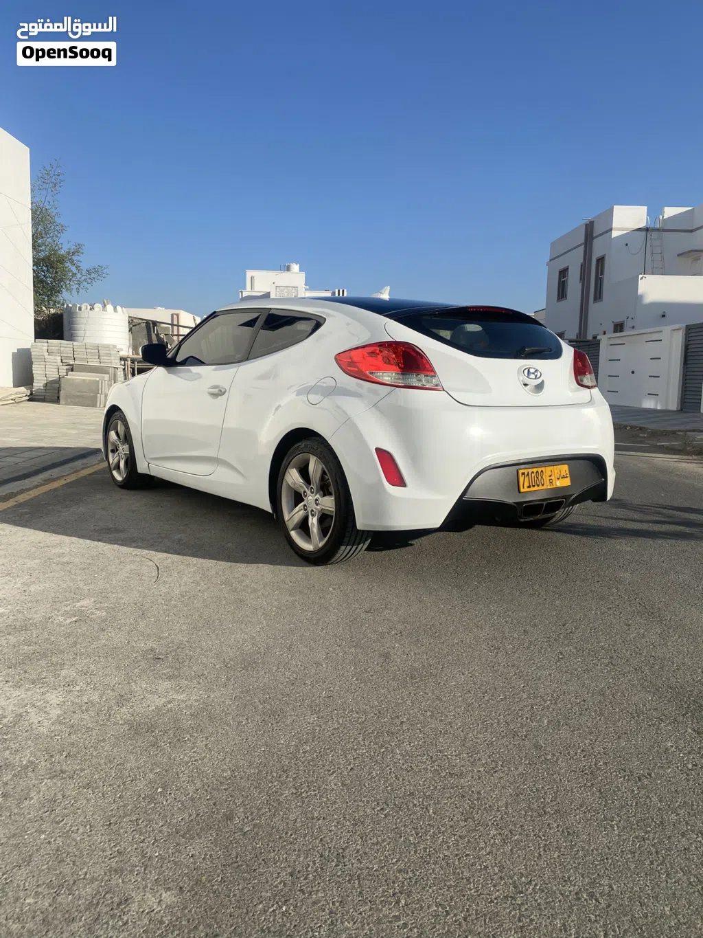 هيونداي فوليستر Standard