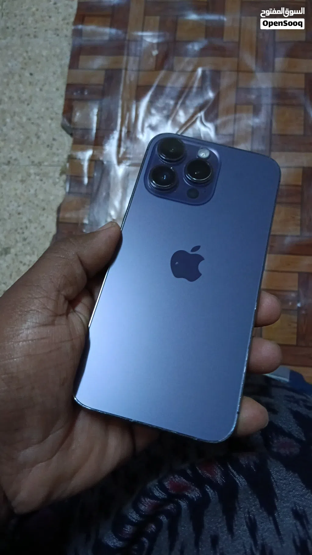 apple I phone 14 pro max 256