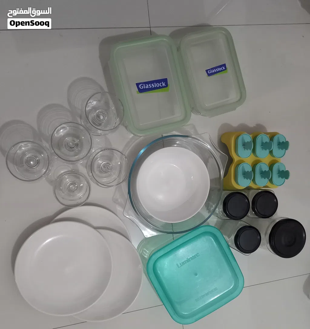 Assorted Table Setting