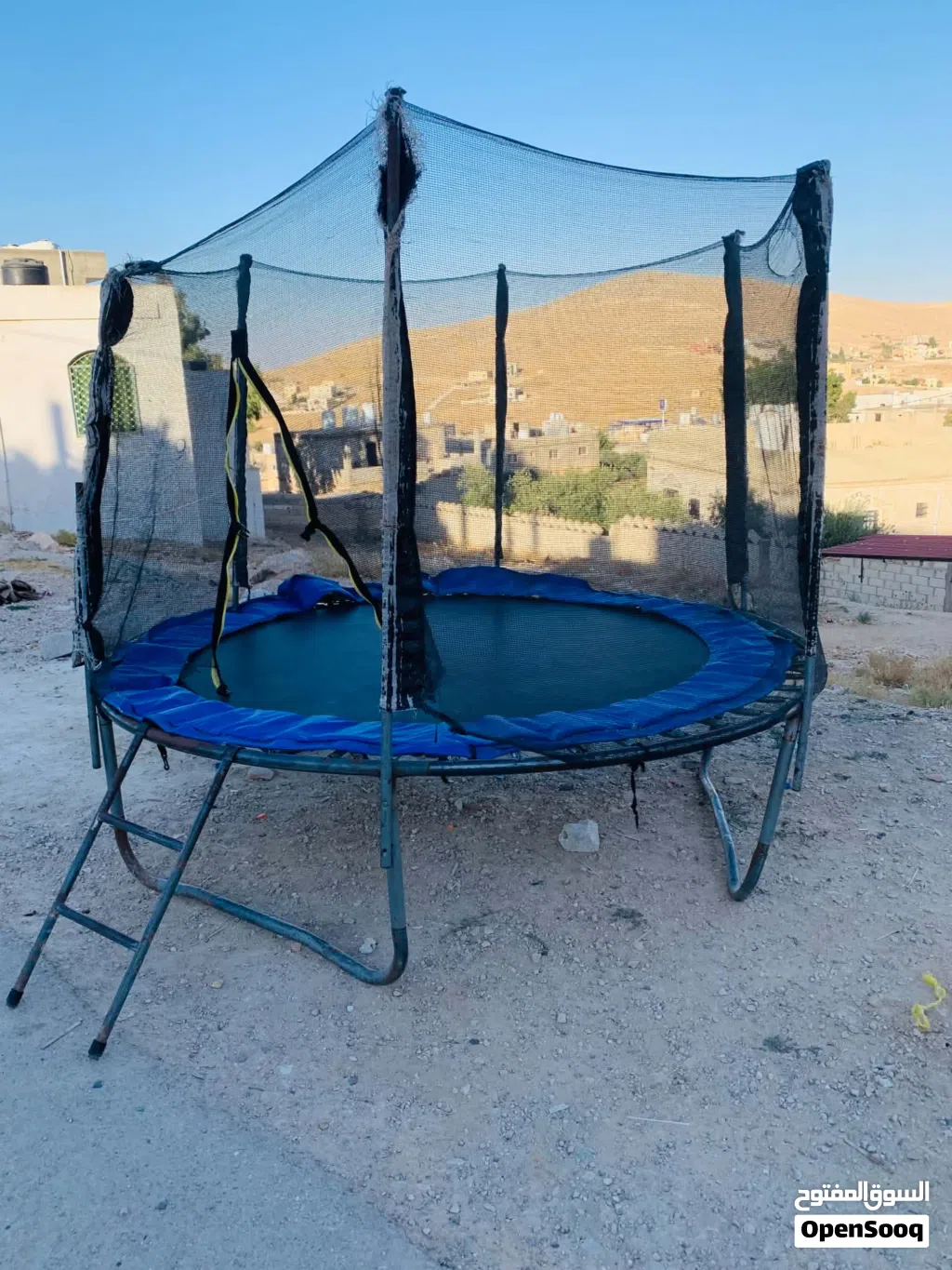 ترامبولين كبير