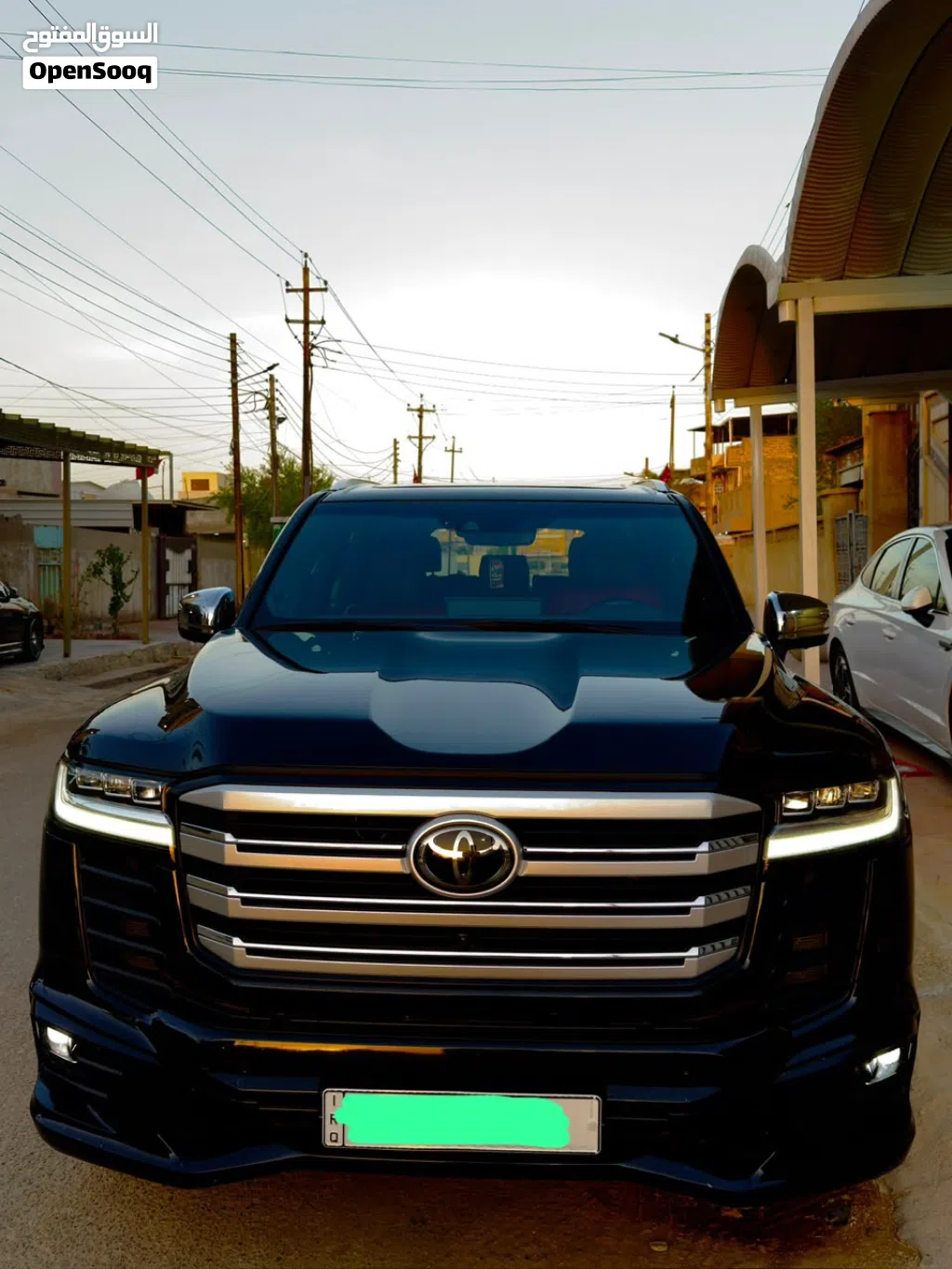 تويوتا لاند كروزر VXR