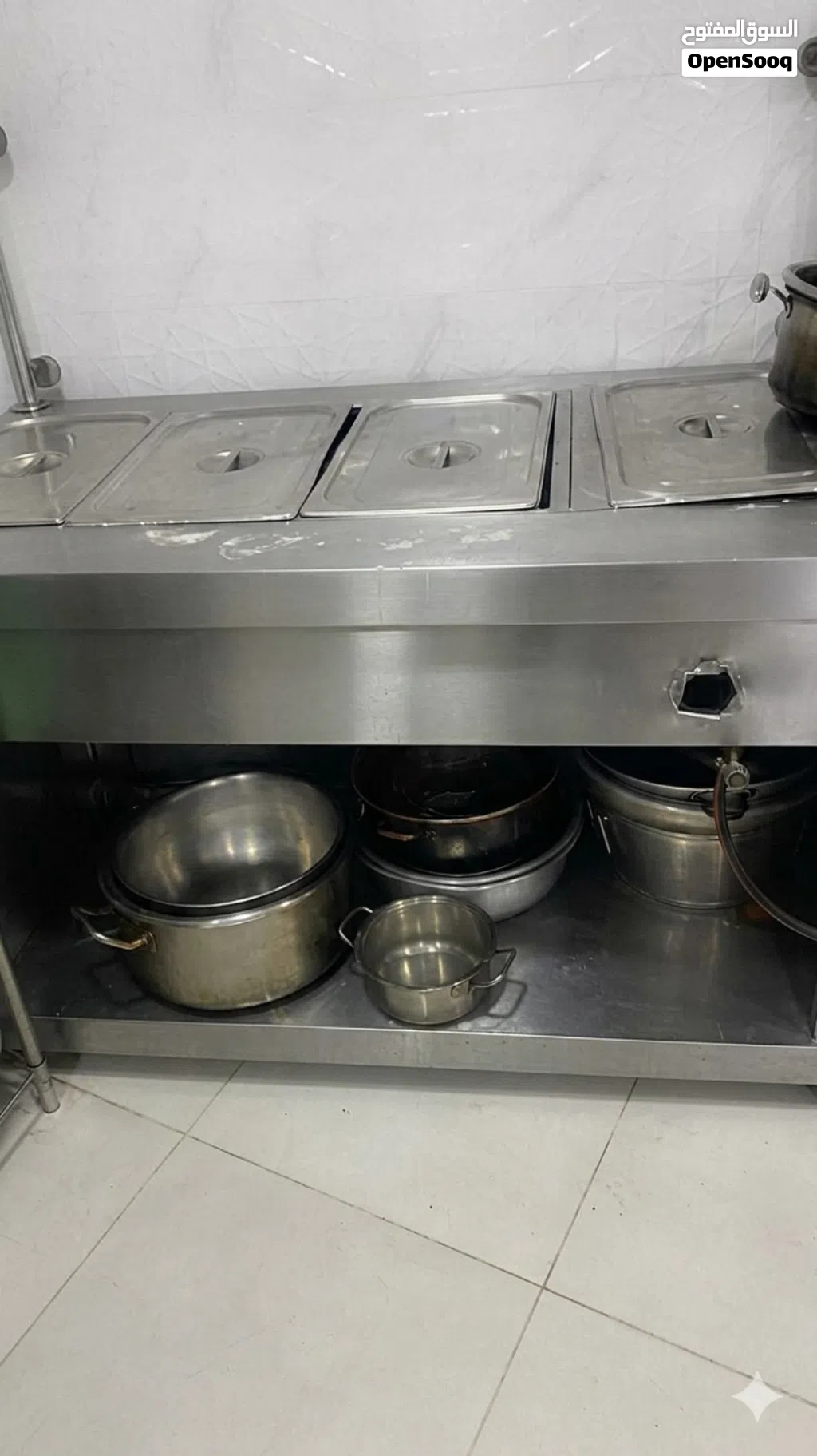 عدة مطعم زرب ومناسف للبيع مع جهاز طلبات و جهاز أشيائي شغال حالياً
