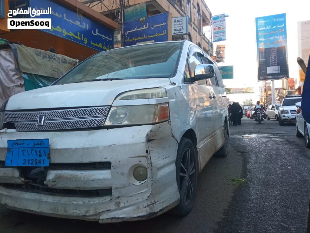 تويوتا فوكسي Voxy S-Z