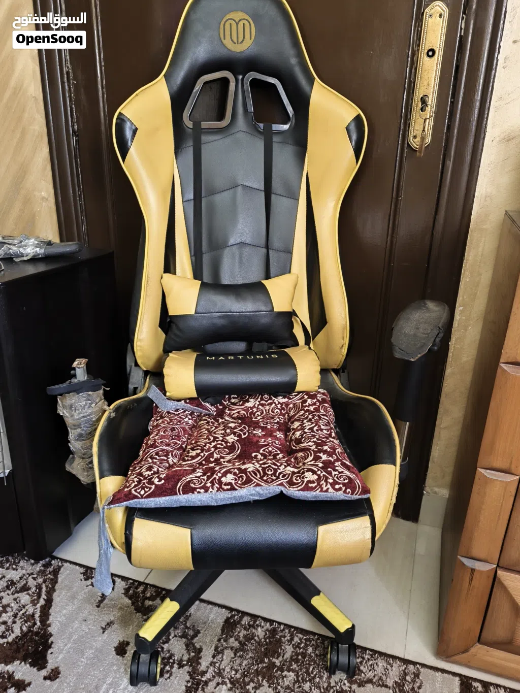 كرسي قيمنق مستعمل بسعر مغري