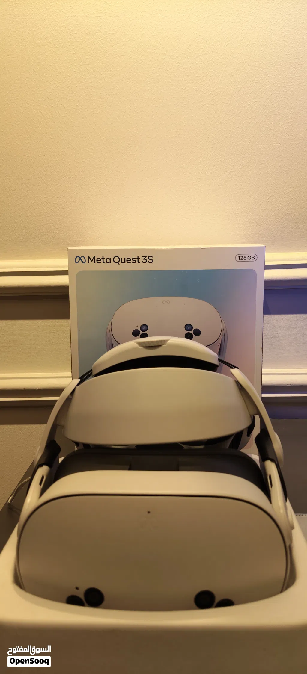 نظارة واقع افتراضي Meta Quest 3S سعة 128GB مع ملحقات إضافية