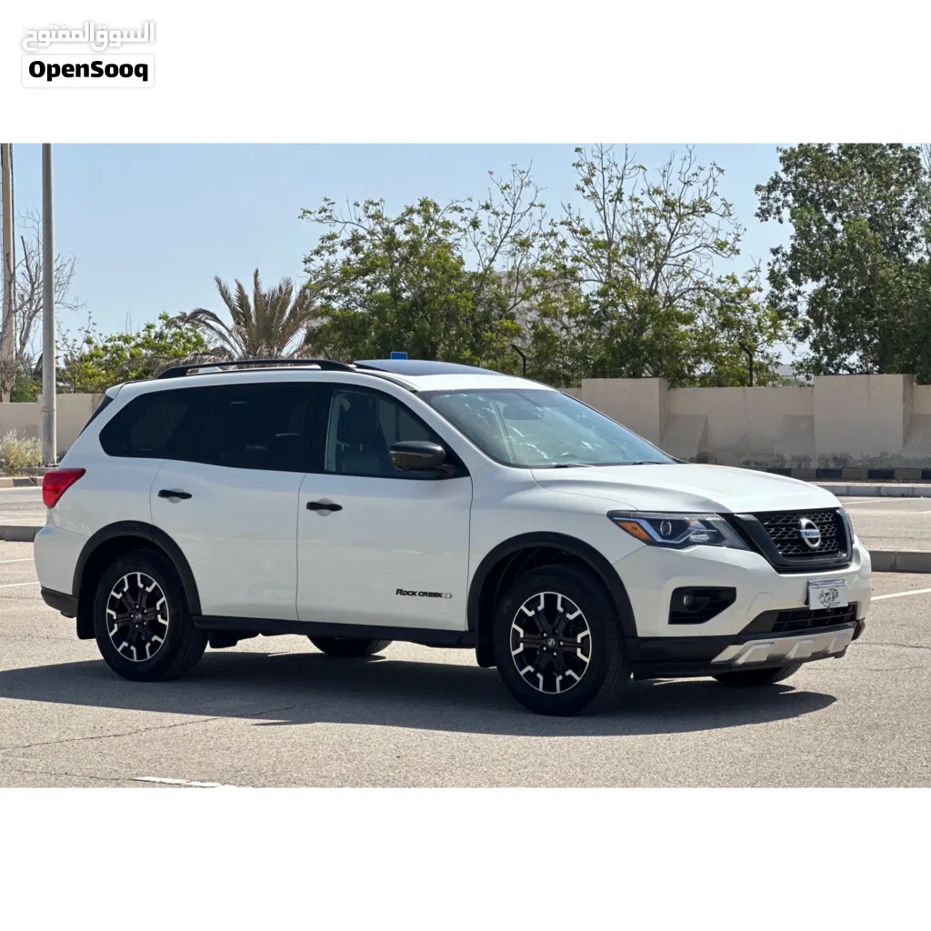 Nissan Pathfinder SL