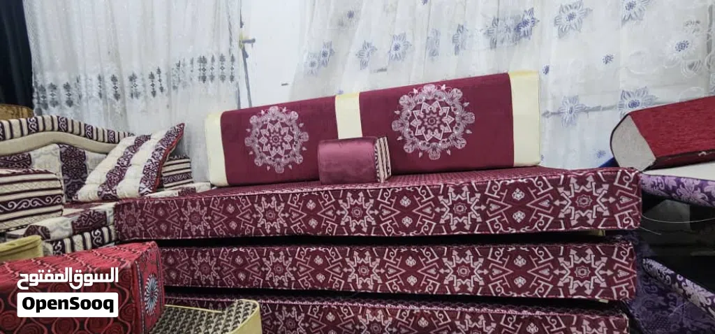 مجلس عشرين متر بسعر عرررررطه حظ من مايدخل الا المقطف بدون تفاوض