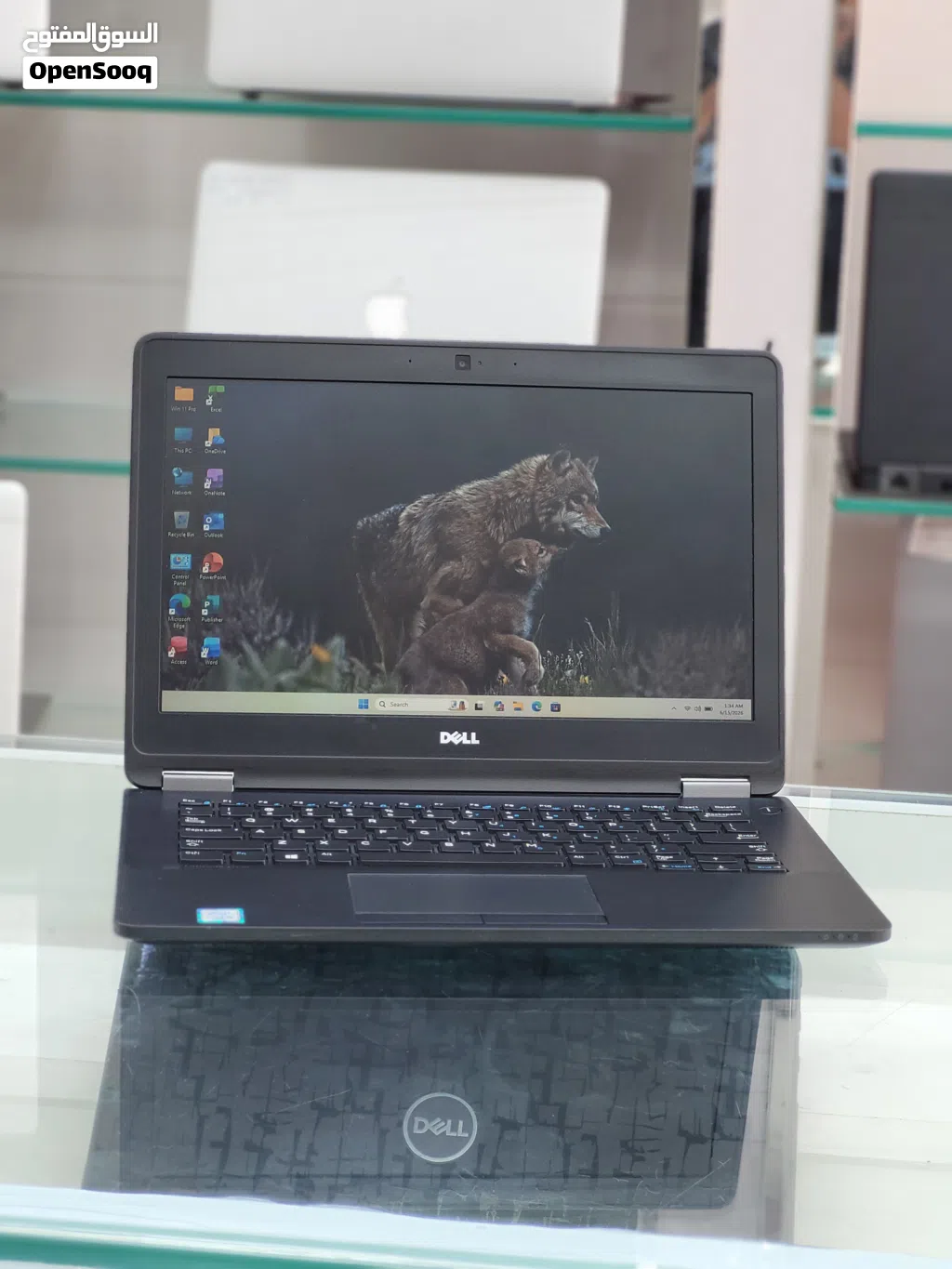 Dell latitude 7270 6th Generation 8gb Ram 256gb Ssd 13inches free bag and original charger ghubra