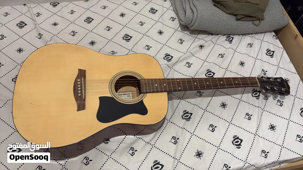 غيتار للبيع - guitar