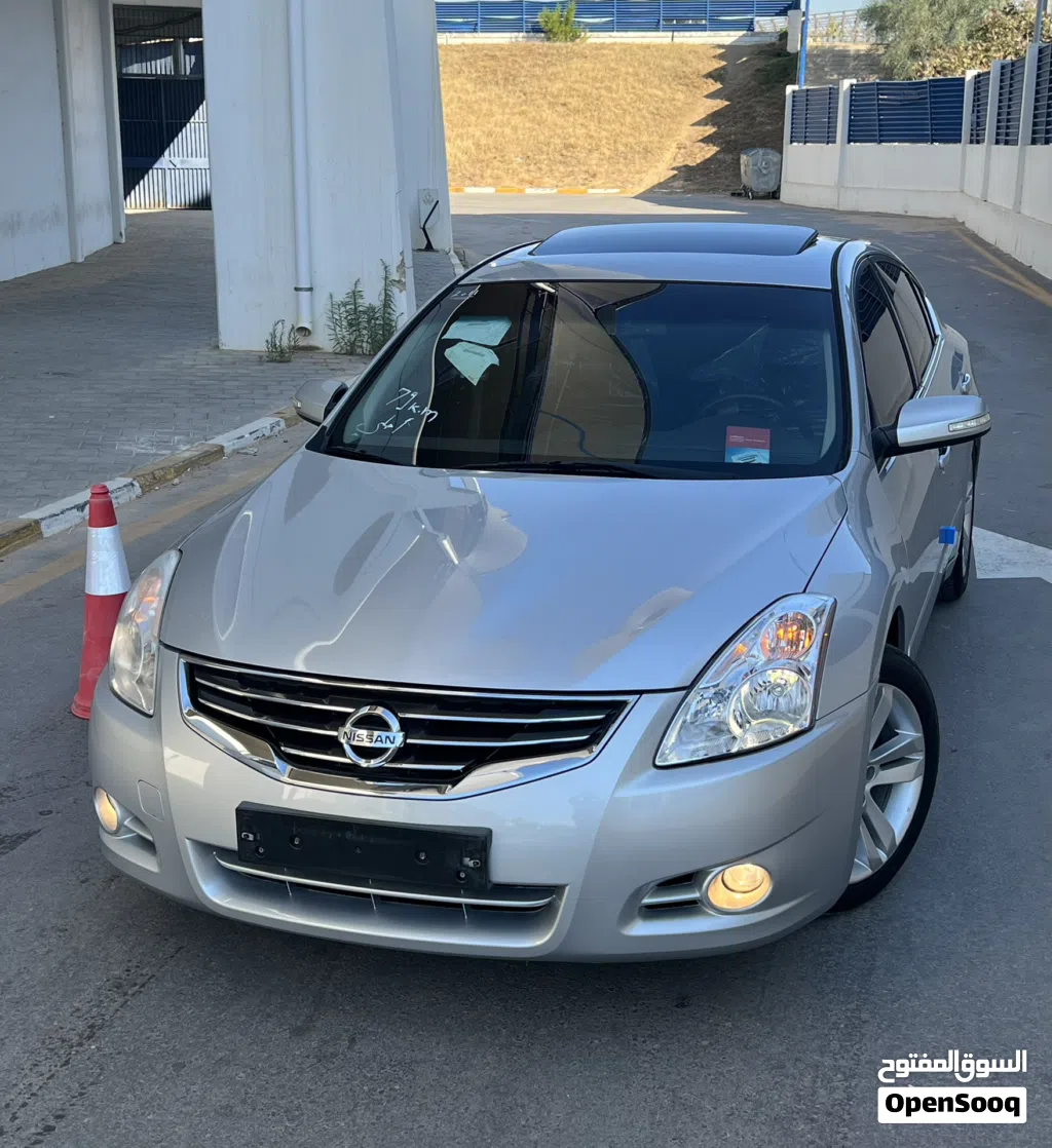 نيسان التيما SL