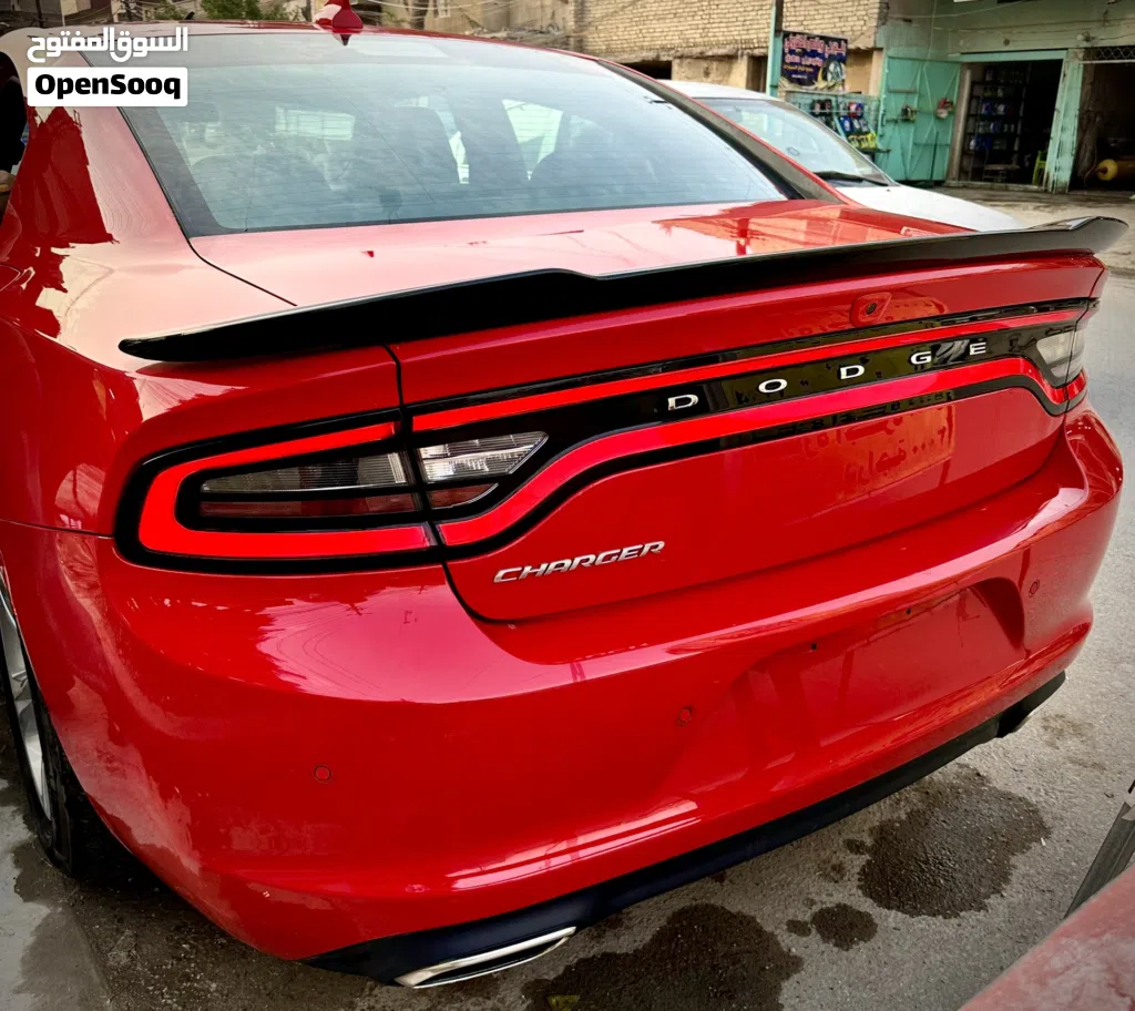 Dodge Charger SXT