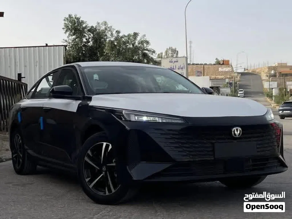 شانجان ايدو EV