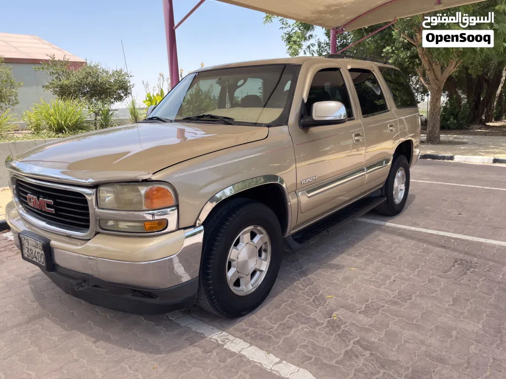 GMC Yukon Standard