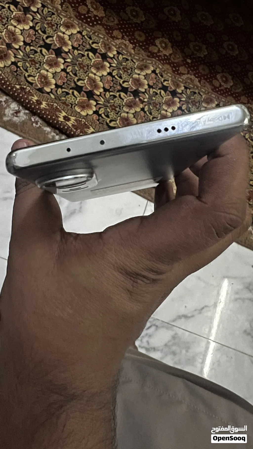 Only 1 month used like brand new condition only true buyer contact me
