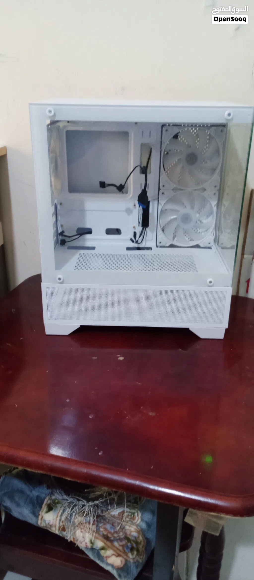 Gaming Case White Theme - Brand New Condition (Urgent Sale)