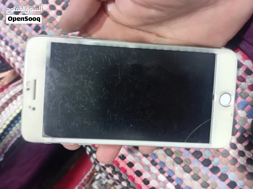 ايفون 8+ للبيع او بدل ع ايفون