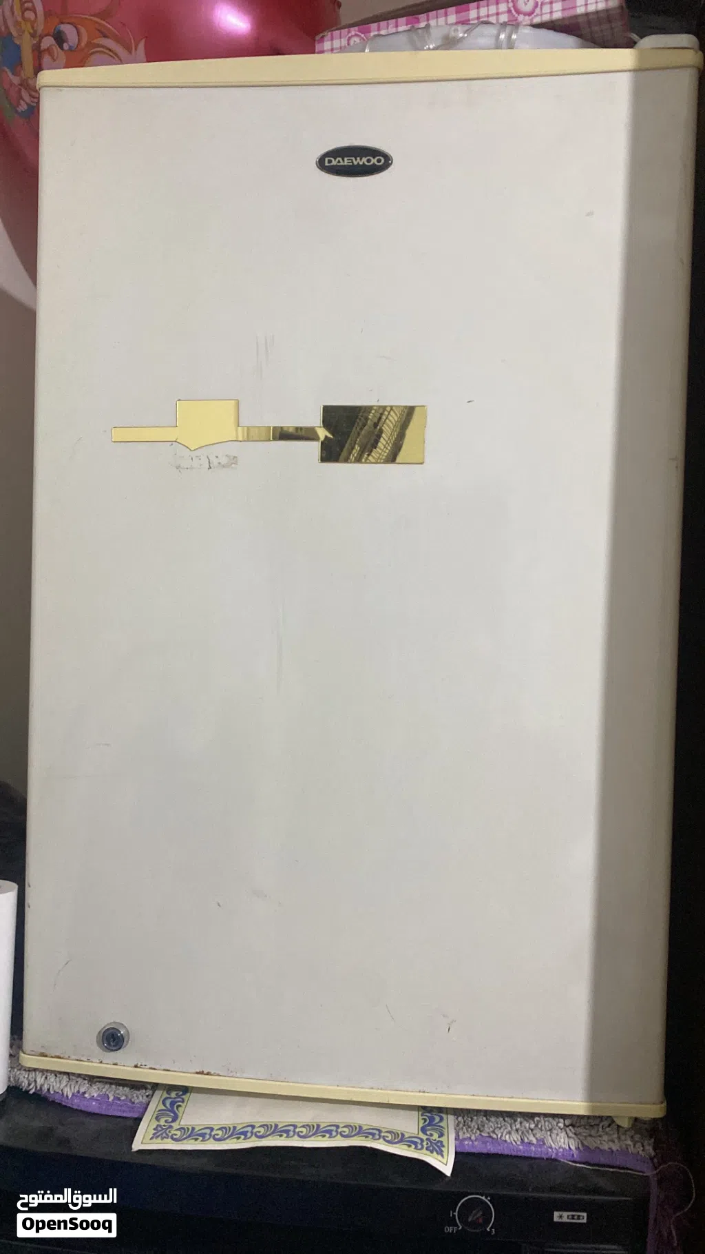 ثلاجة مكتب