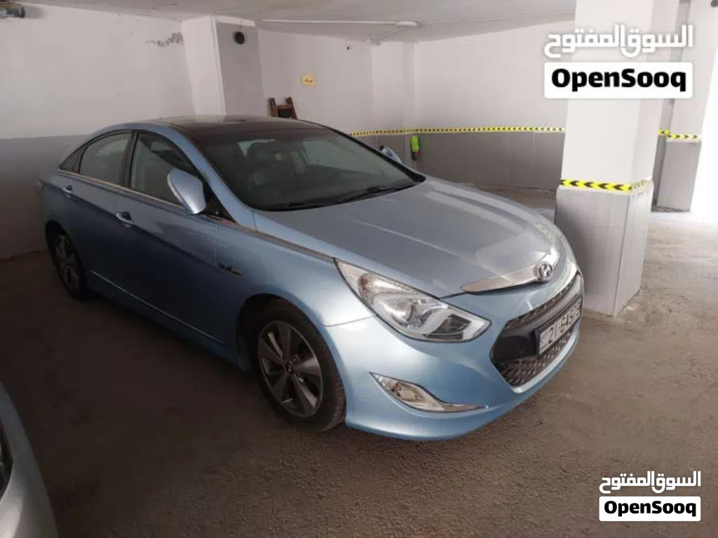 Hyundai Sonata Blue
