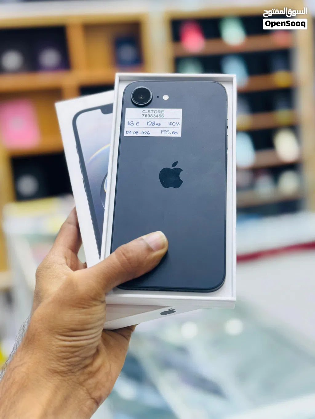 iPhone 16e - 128 GB - Perfect phone available - Box piece- warranty 09/08/2026