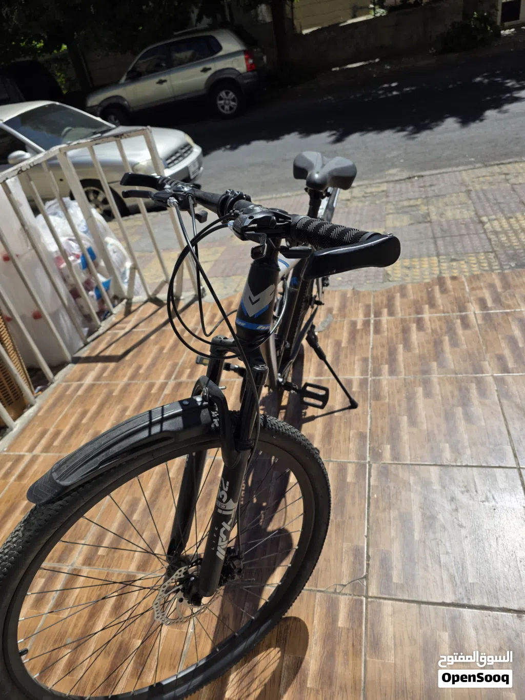 دراجة هوائية جديدة