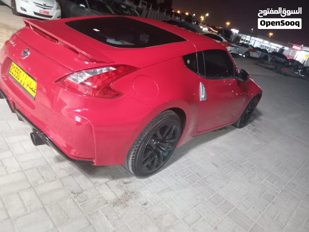 Nissan Z 370