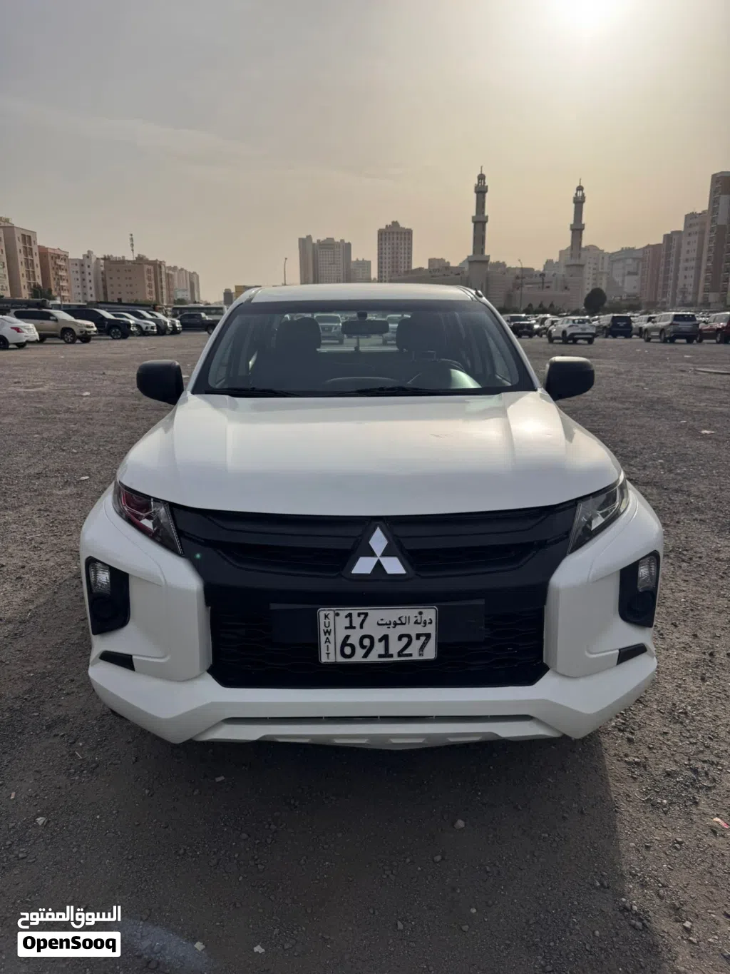 ميتسوبيشي L200 Standard