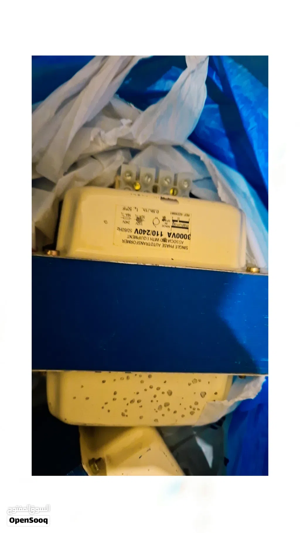 عدد 2 محول كهرباء 3000v الماركه اسباني شبه جديد