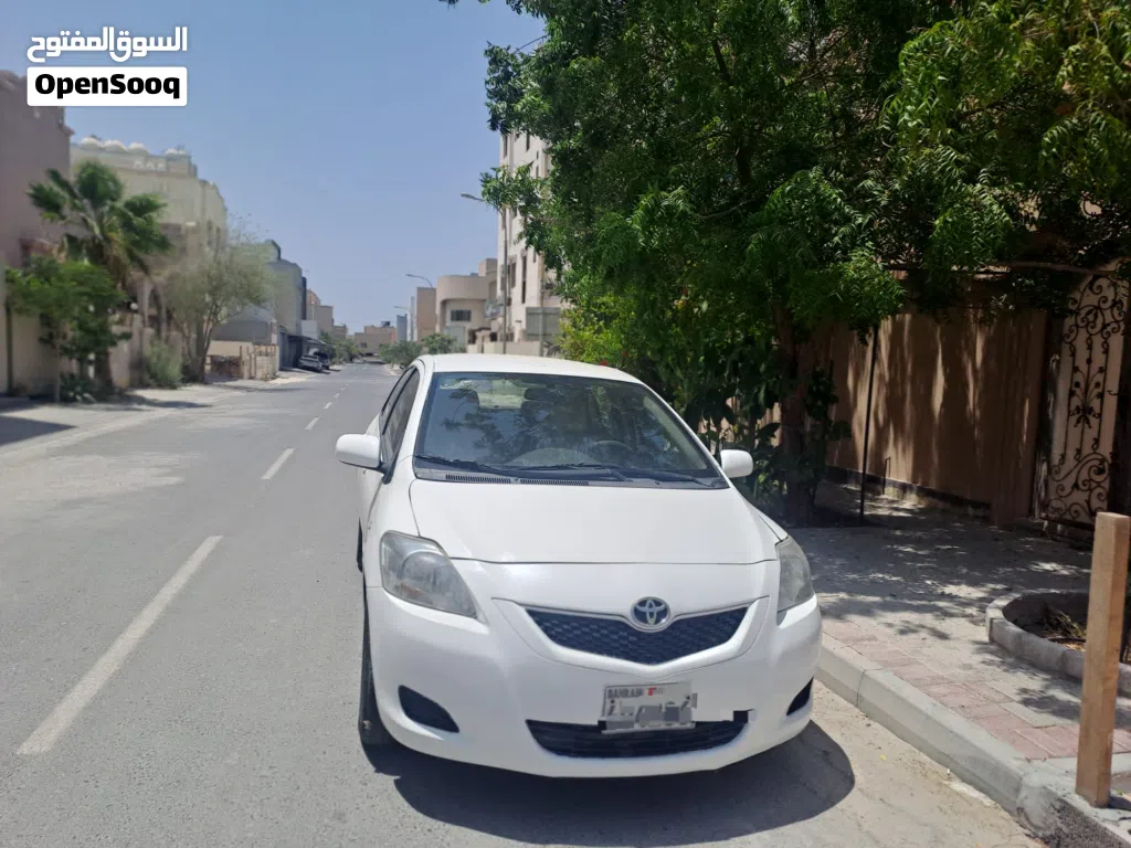 Toyota Yaris Basic