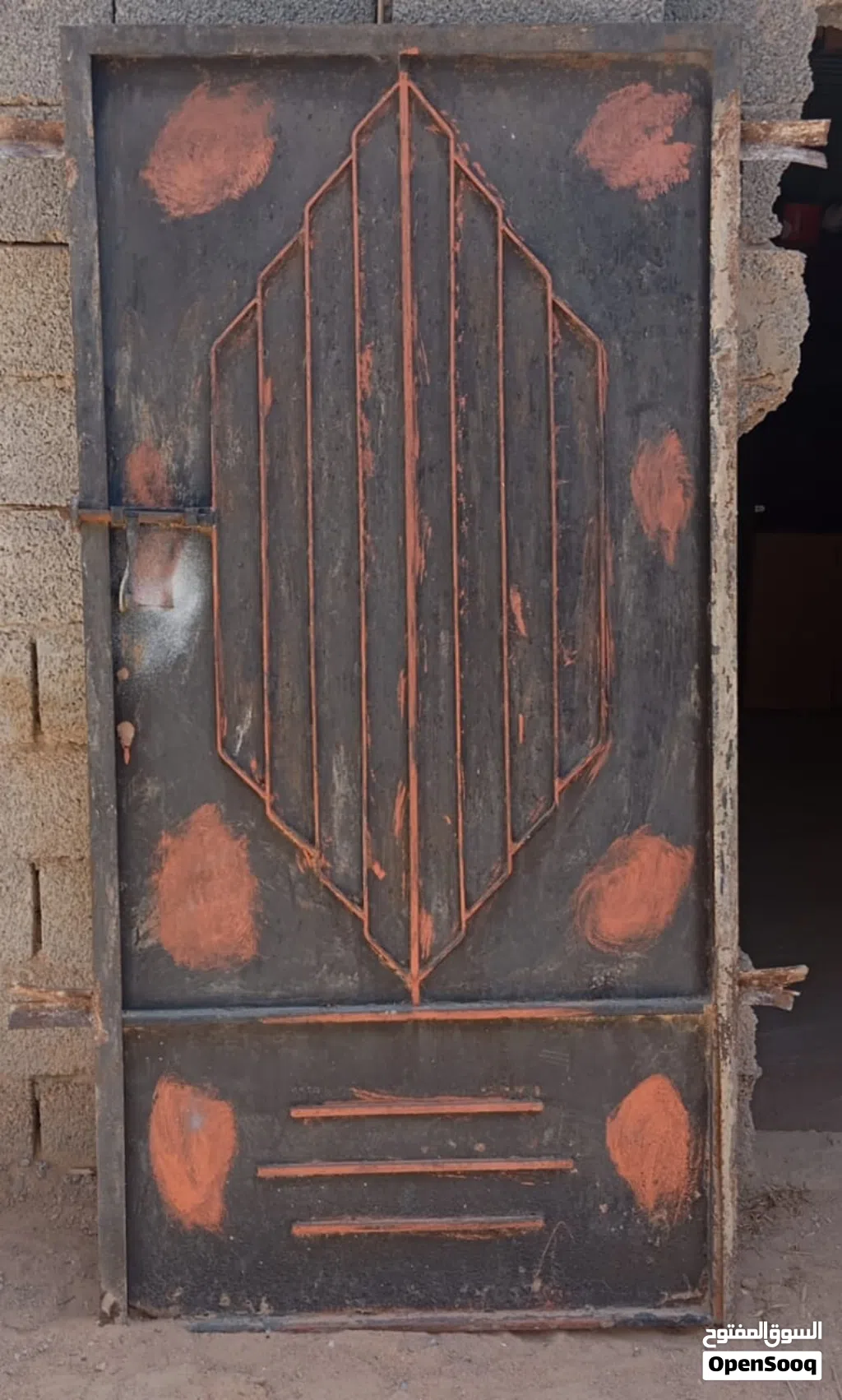 باب حديد من دق القديم