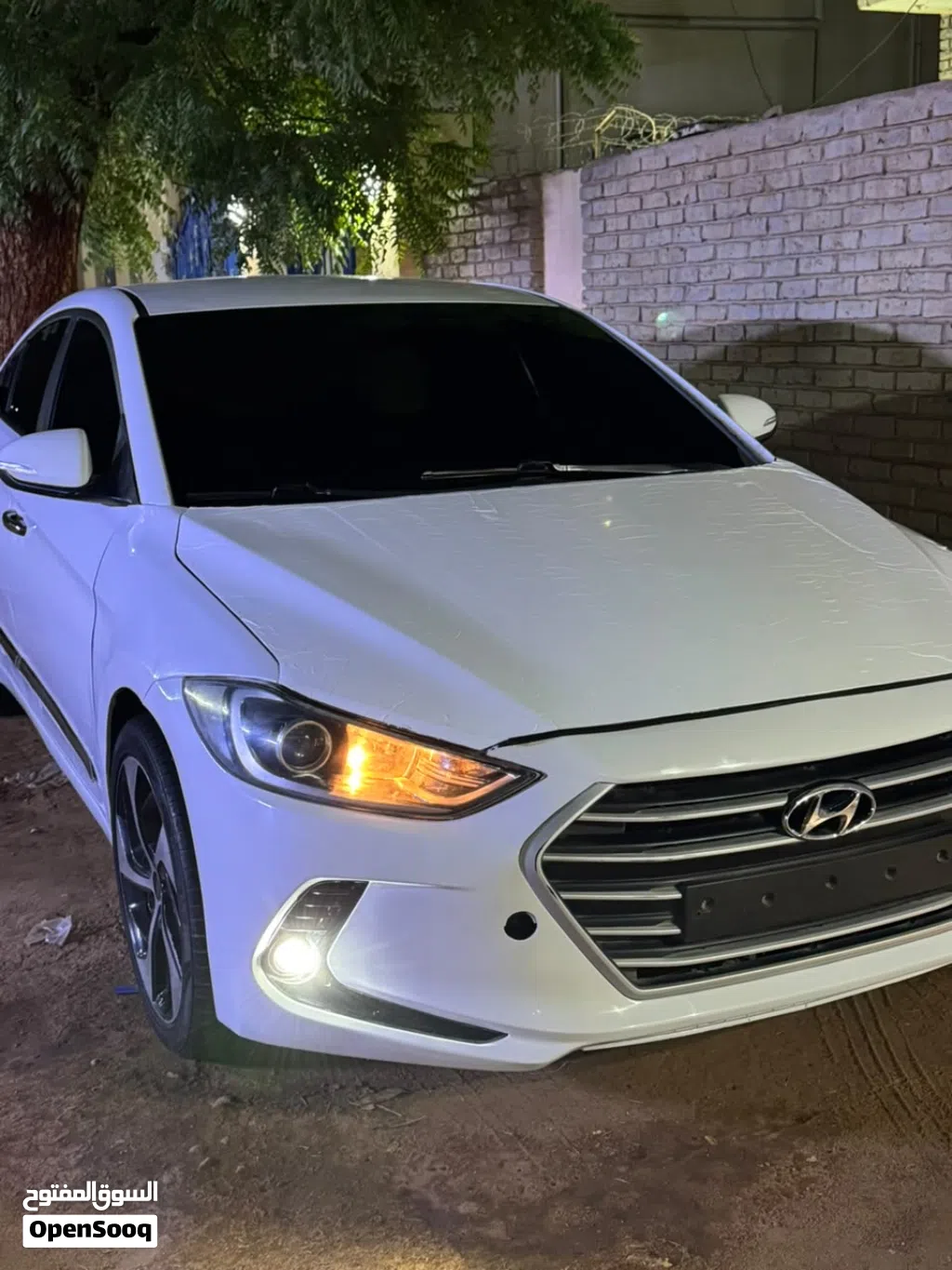 Hyundai Avante Limited