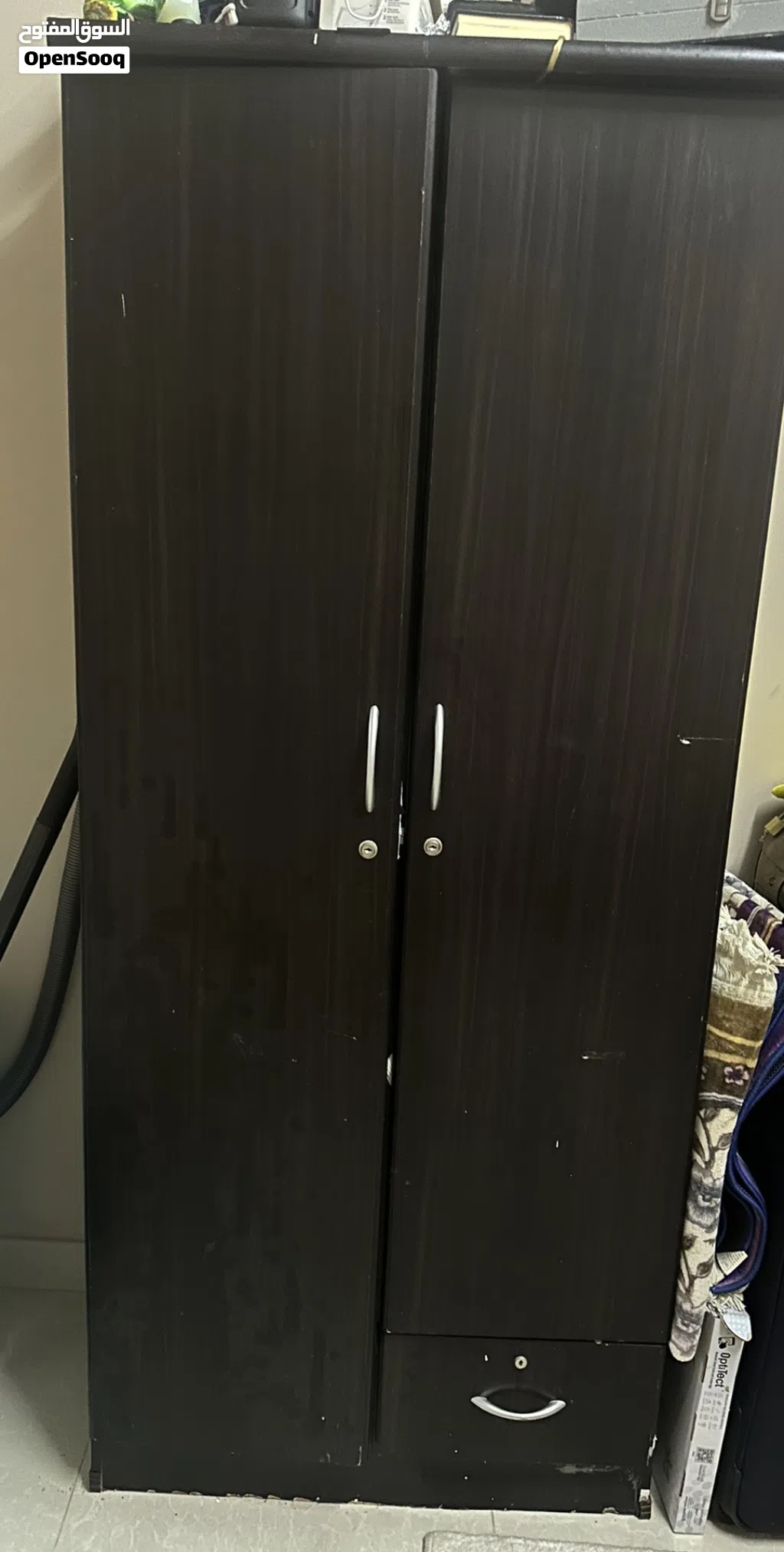 دولاب وسرير