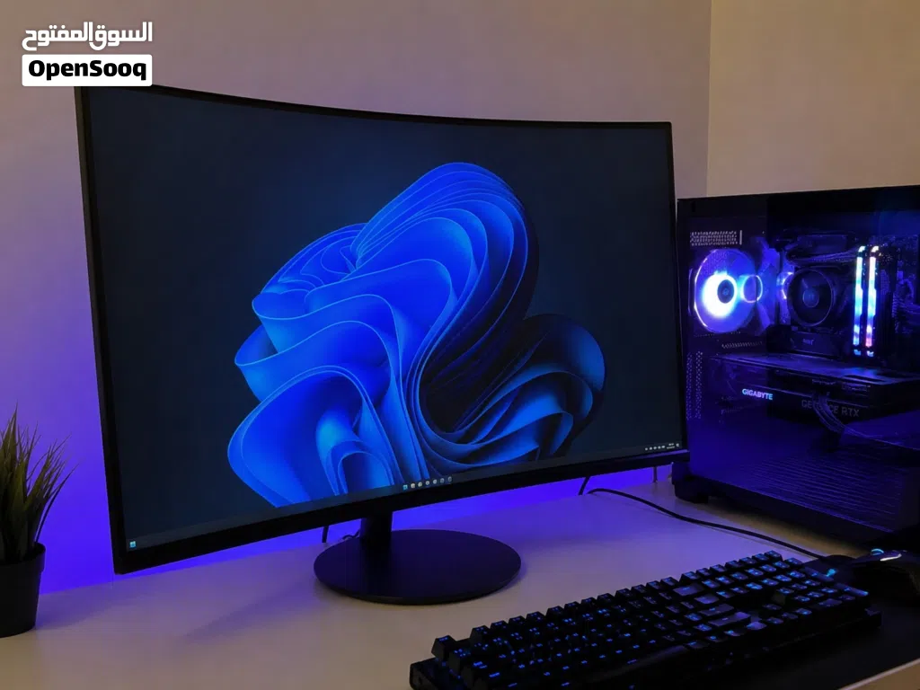 Samsung T55 Series curved monitor