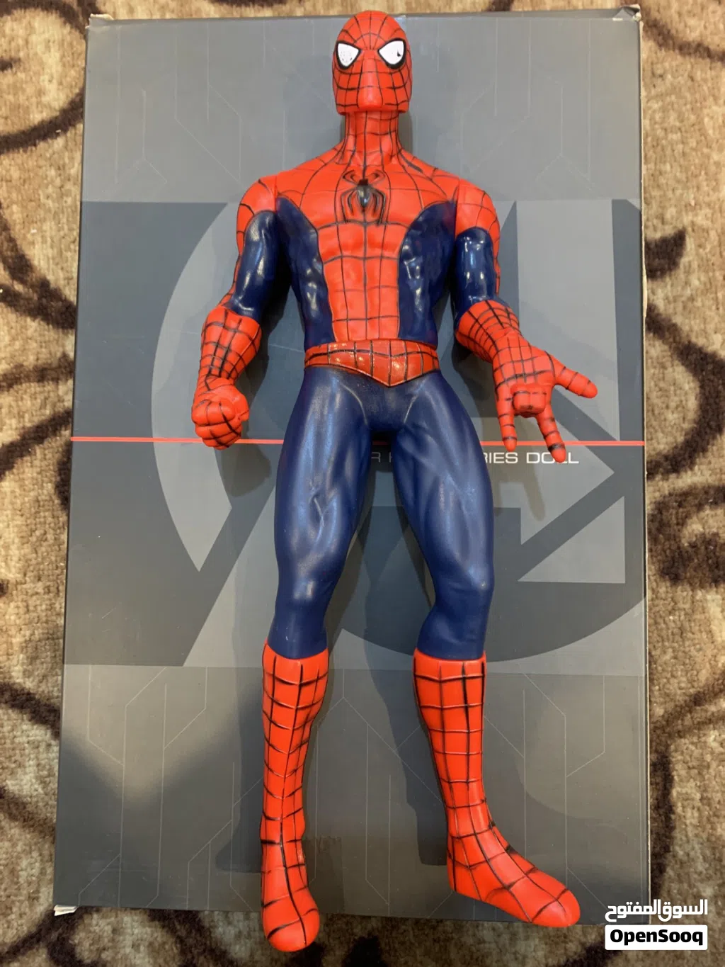 مجسم متحرك على شكل spider man مستخدم يوم فقط وكاله