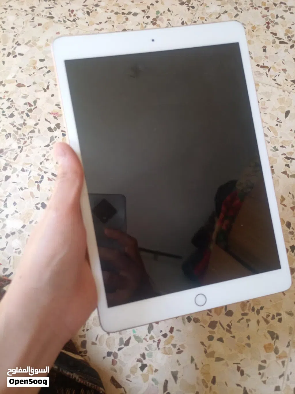 ايباد جيل ثامن (iPad 8th Gen) بحالة الوكالة - 32 جيجا - غير مفتوح نهائياً
