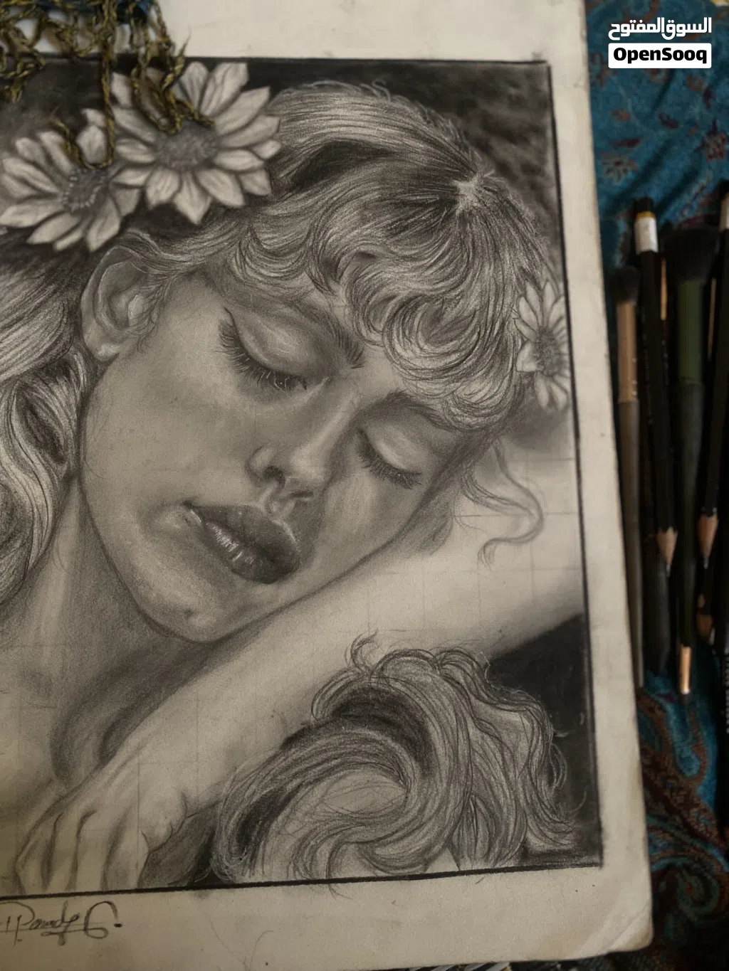 لوحة فتاه مرسومه يدويا