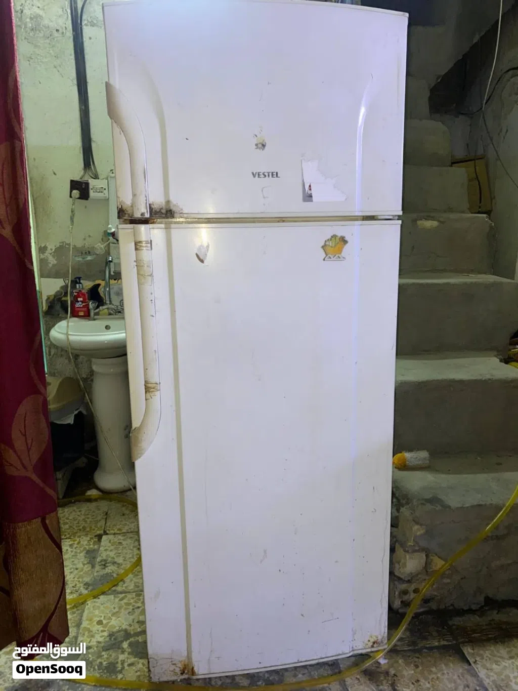 ثلاجة مستعملة
