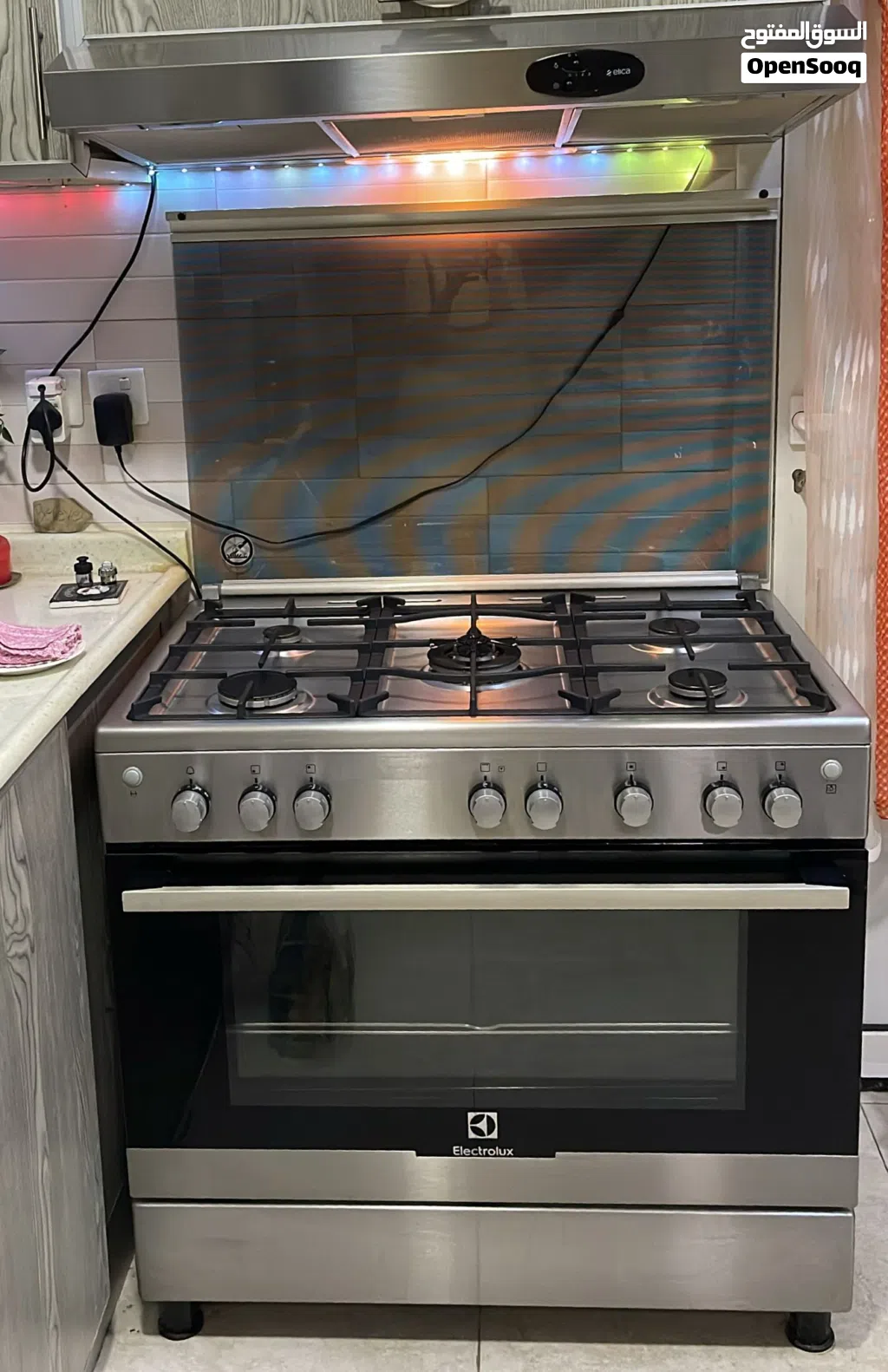 Electrolux cooking range